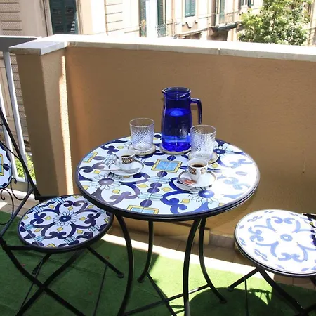 Alexander-room And Breakfast Bed and breakfast Palermo