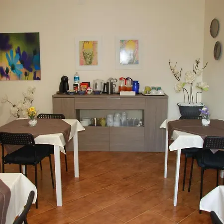 Alexander-room And Breakfast Palermo