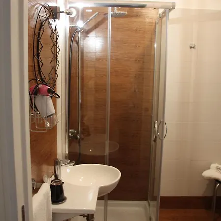 Bed and Breakfast Alexander-room And Breakfast