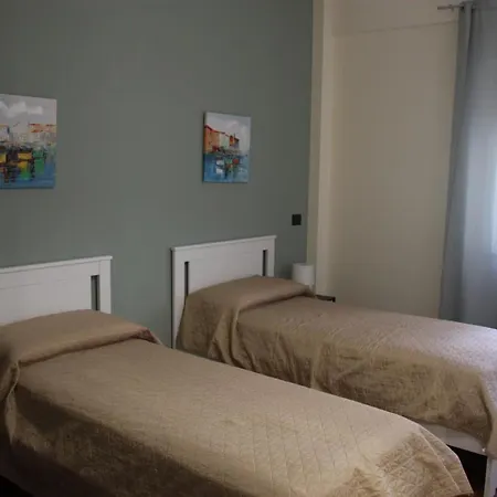 Bed and Breakfast Alexander-room And Breakfast 4*