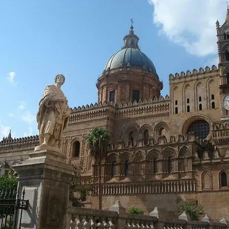 Bed and Breakfast Alexander-room And Breakfast 4*