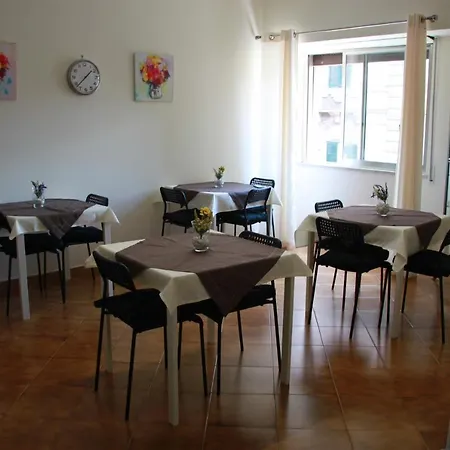 Alexander-room And Breakfast 3* Palerme