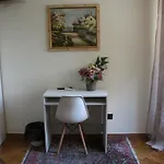 Couette-café Alexander-room And Breakfast 3*